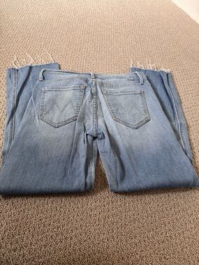 MOTHER Jeans ‘The Rascal Fray’ in ‘Light Kitty’ (faded blue) great condition!